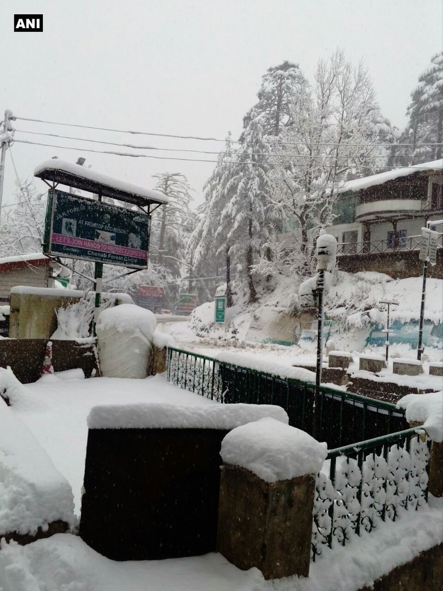 Jammu and Kashmir: Fresh snowfall in Patnitop (Udhampur)