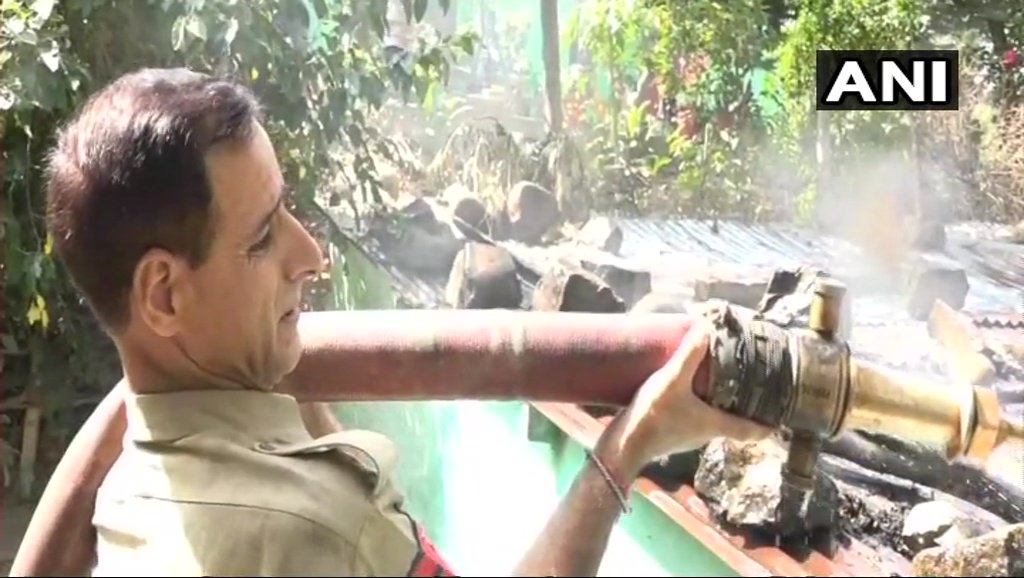 Udhampur: Fire breaks out at a house in Omara Morh area, fire fighting operation underway