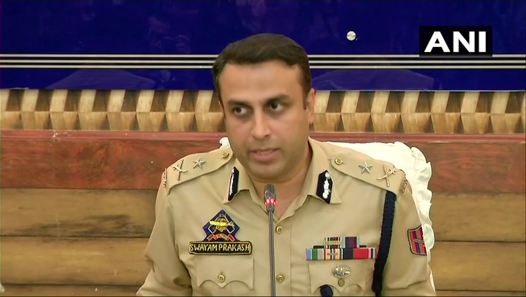 As far as the case is concerned at this stage it is a terror incident. It is a terrorist related crime. We are investigating into the case: SP Pani, IG Kashmir on Shujaat Bukhari murder case   