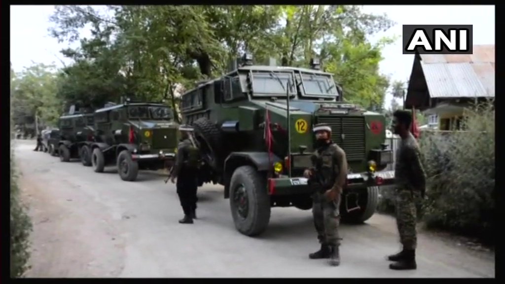 Encounter between security forces and militants underway in Pulwama's Hayuna Tral