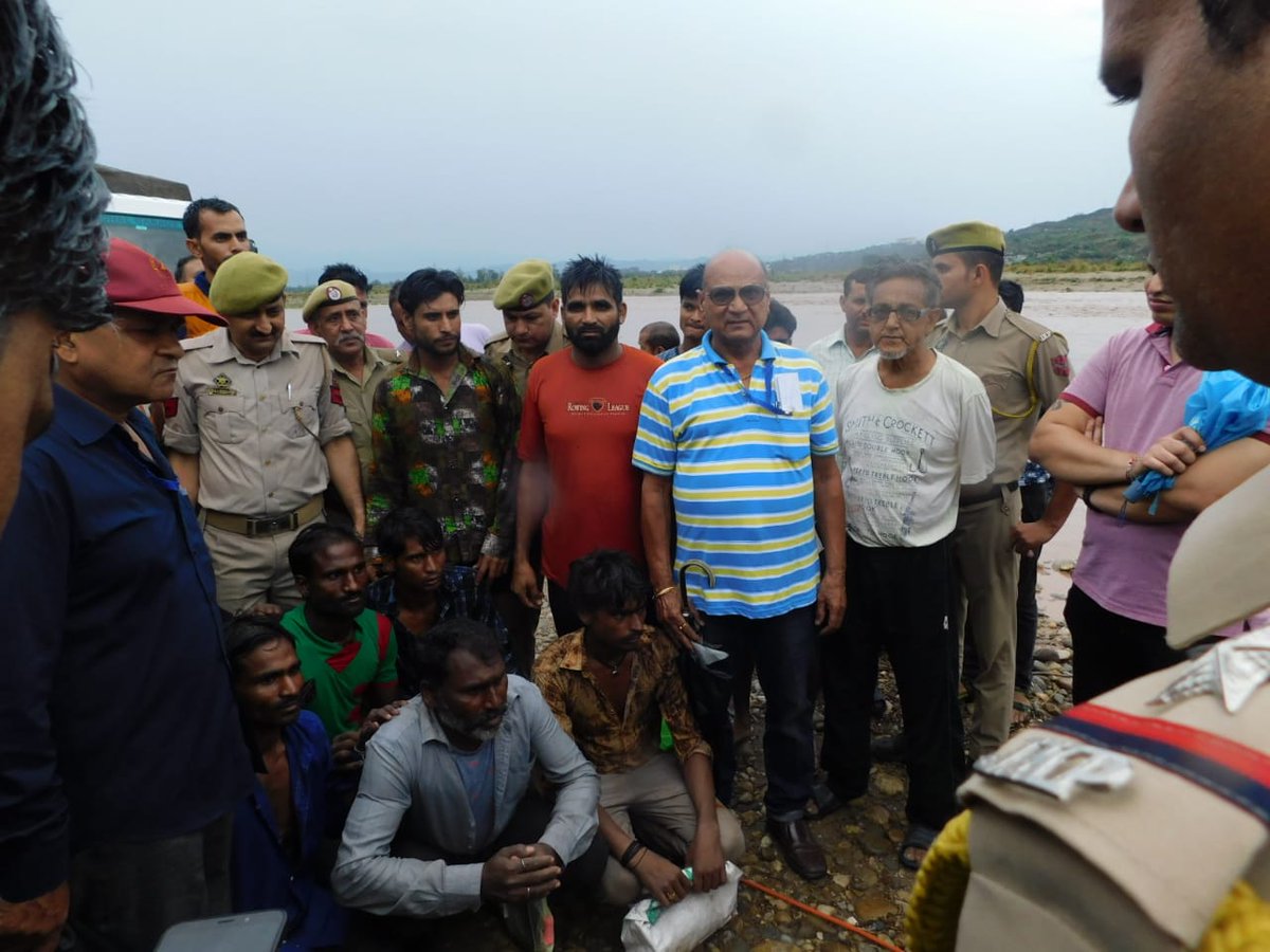 Jammu: Six people stranded in Tawi river, rescued by State Disaster Response Force (SDRF) and Jammu Civil Defence teams yesterday. The river is flowing above danger mark following incessant rain in the region