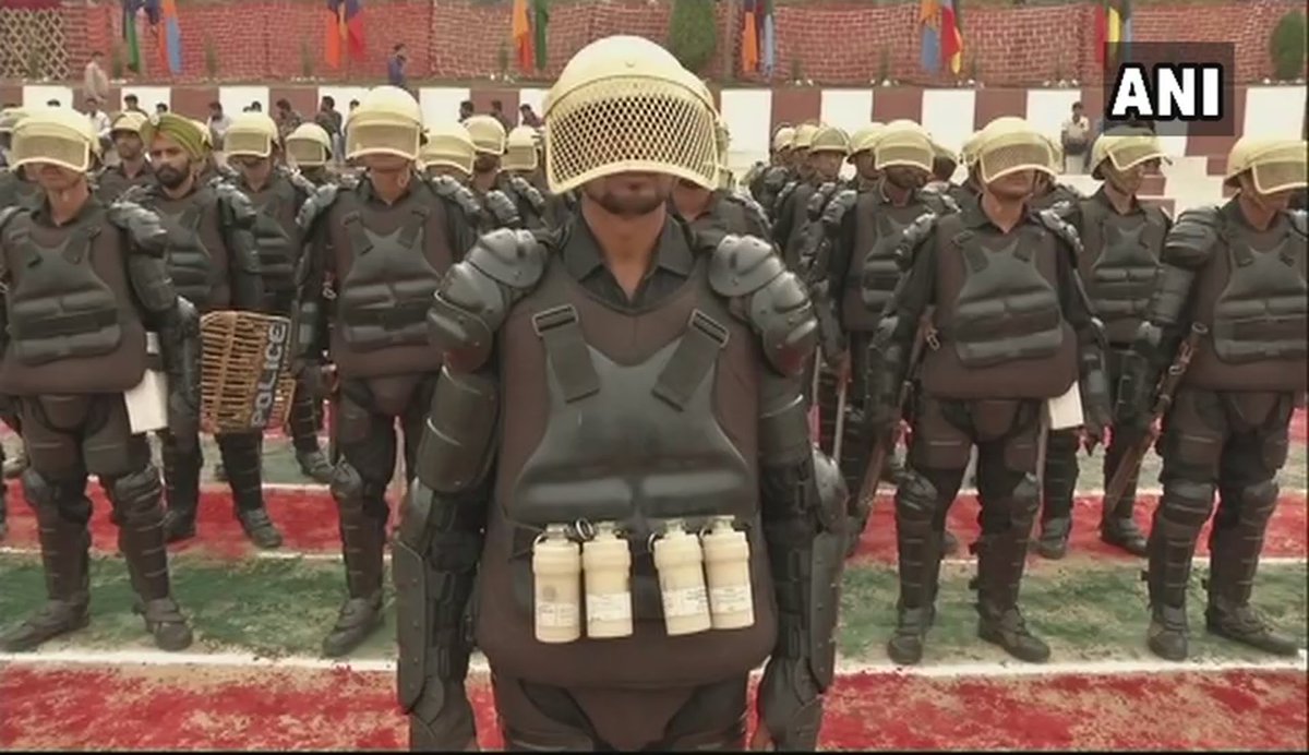 Lethpora: Visuals from Passing Out cum Attestation Parade of 5th Basic Recruit Training Course (BRTC) batch of 790 constables of Jammu and Kashmir Police, held earlier today. 