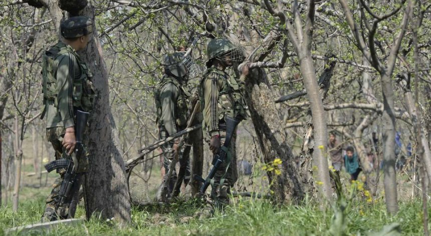 Five BSF soldiers have been injured in an attack near Pantha Chowk area, on the outskirts of Srinagar. Meanwhile, the soldiers have been hospitalised and one among them is stated to be in a critical condition.   