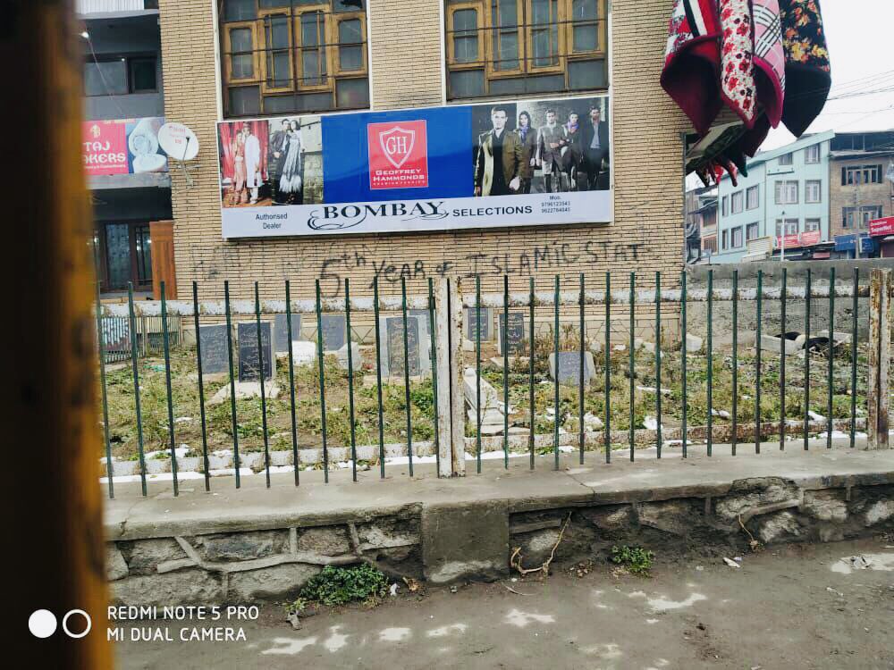 Pro-ISIS graffiti around the Srinagar area of India-held Kashmir. Photos from this week.   