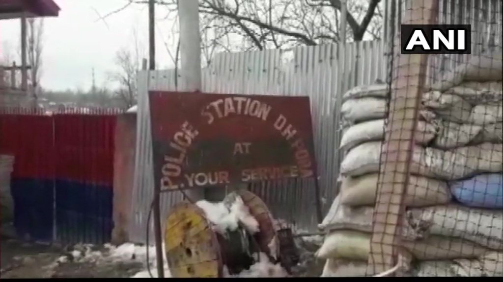 Visuals: Jammu and Kashmir: Militants lobbed a grenade towards a Police station in Kulgam, three civilians injured (visuals deferred by unspecified time)   