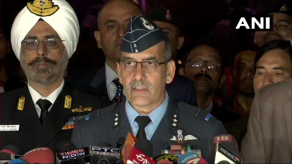 IAF fighters were tasked to intercept the intruding Pakistani aircraft and managed to thwart them. Although PAF jets dropped bombs, they were not able to cause any damage, says Air Vice Marshal RGK Kapur 