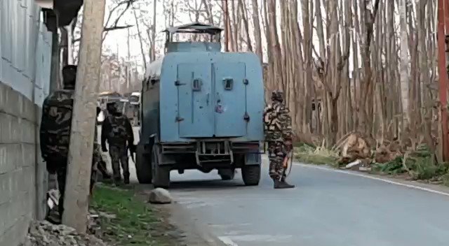 Pulwama Encounter : 04 militants probably affiliated with Lashker killed during Encounter between militants and joint forces at Drusso lassipora in Pulwama South Kashmir. Arms and ammunition recovered, 03 army personal injured. Operation over (sources).  