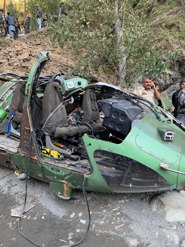 First images of helicopter force landing site in Poonch of Jammu & Kashmir. Miraculous escape for 7 on-board ALH Helicopter which included Northern Army Commander Lt. Gen. Ranbir Singh. All are reported to be safe with minor injuries.