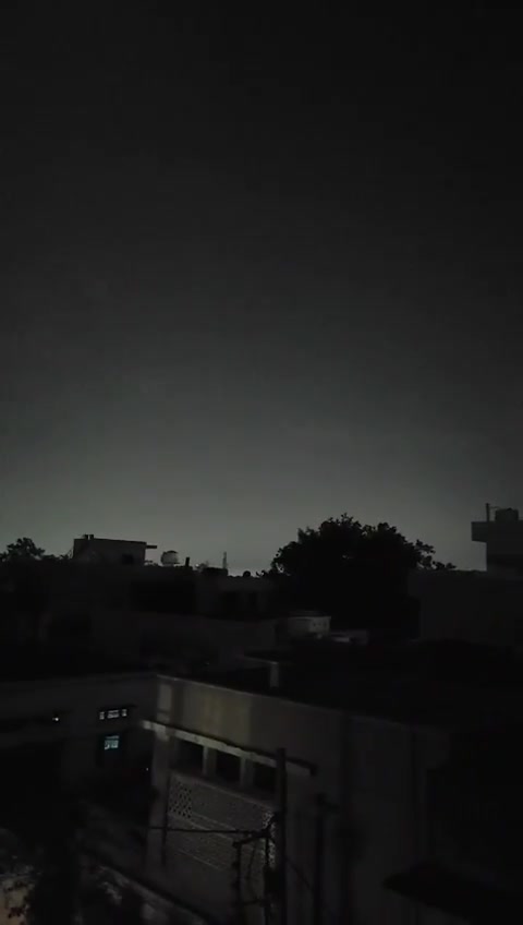 A Defesa Aérea teria trabalhado em Jammu contra drones suspeitos