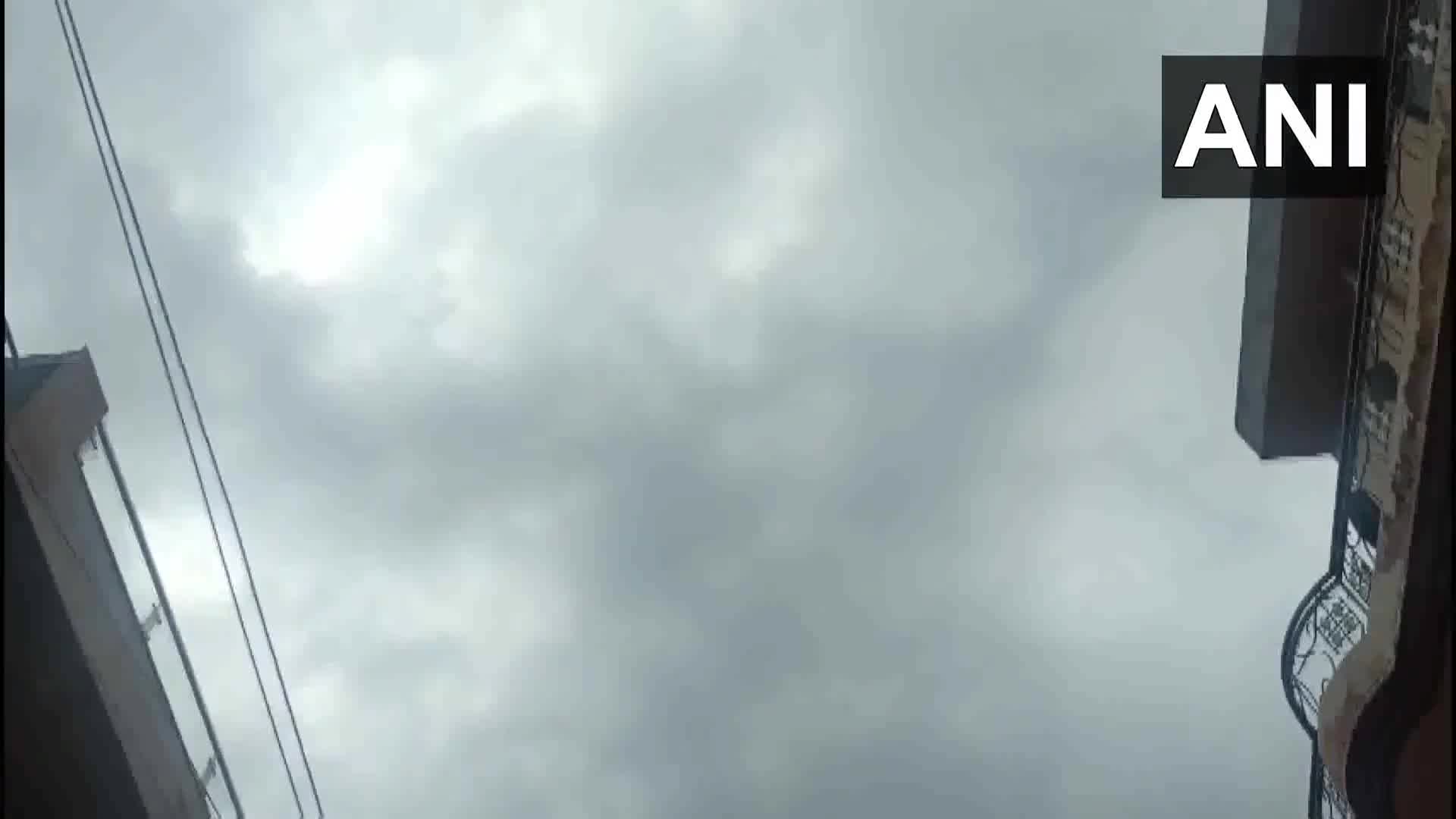 Punjab: Luchtverdedigingssysteem heeft een drone boven Pathankot vernietigd; het geluid van het uitschakelen van de drone is te horen in de video
