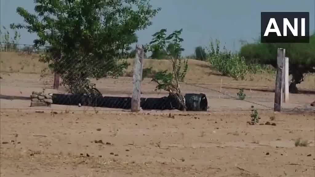 Een groot raketfragment gevonden in Pokhran, Rajasthan